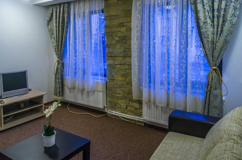 Fantasy Residence Braşov Habitación foto